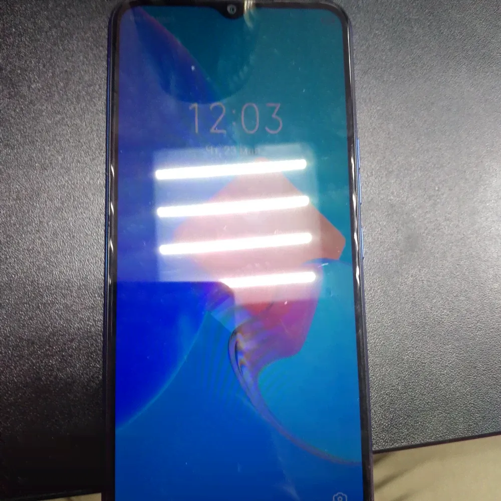 Мобильный телефон Tecno sPARK 2023 2/32